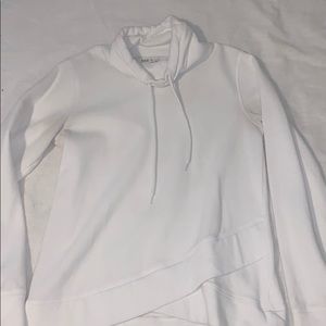 Funnel neck white sweatshirt